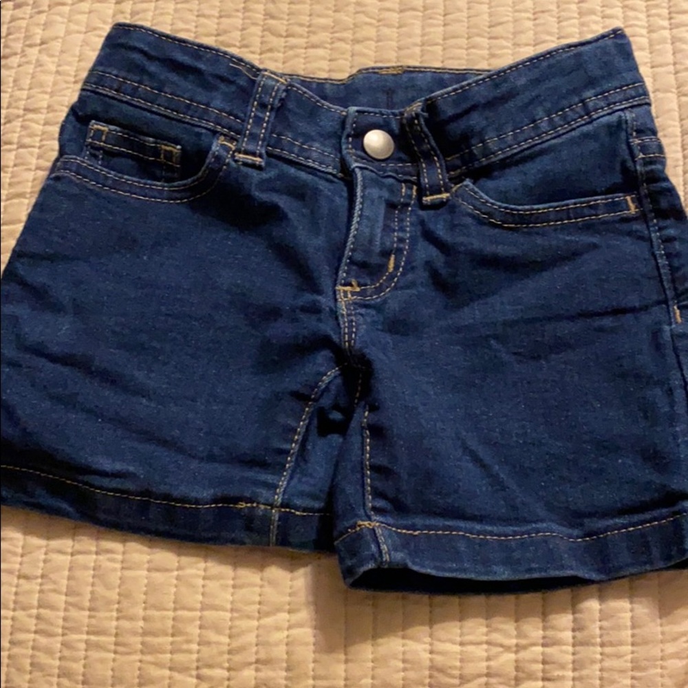Dark blue jean shorts girls 5